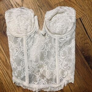 SOLD ON DEPOP Vintage White 1980s Corset top
